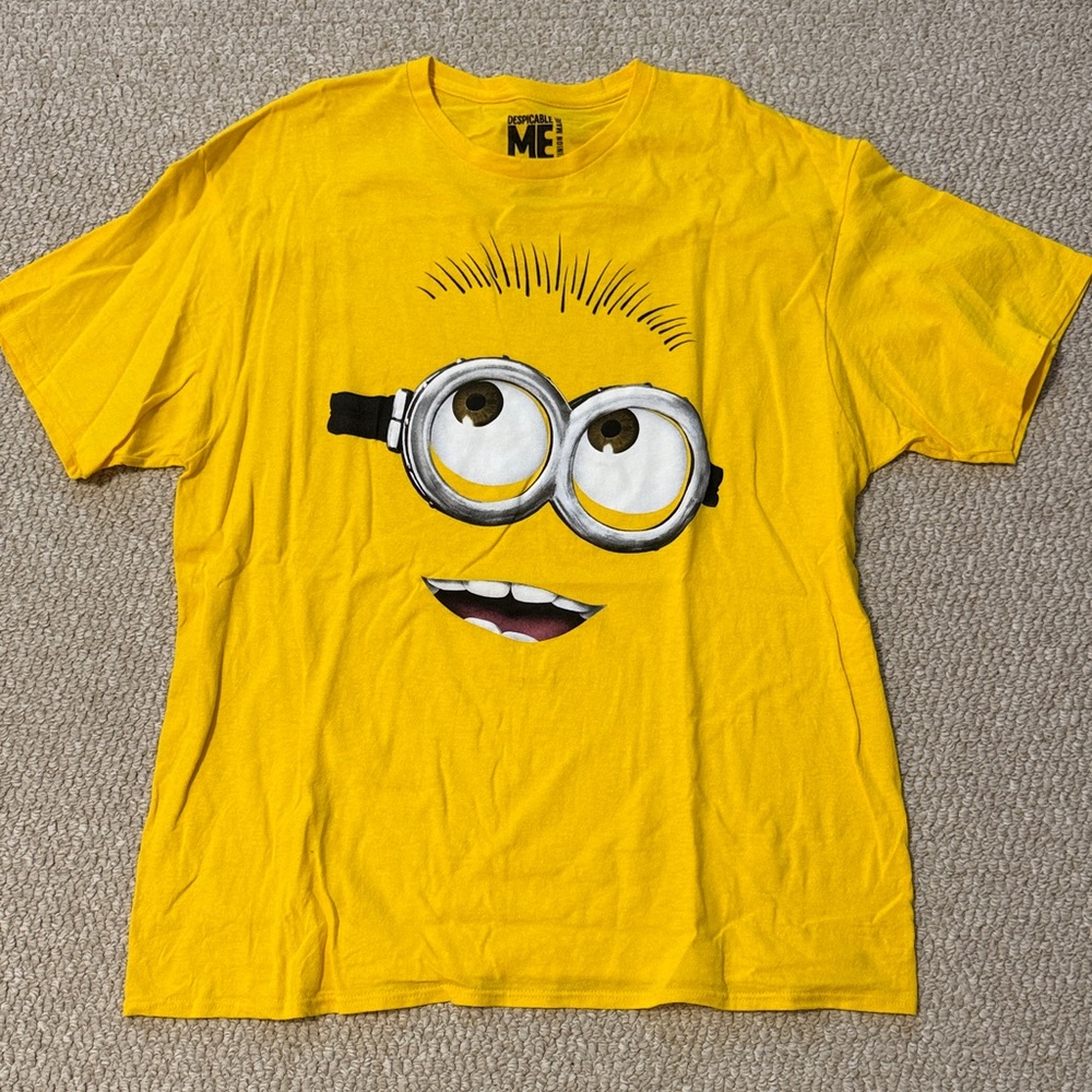 Universal Adults Bright Yellow Minion Tee